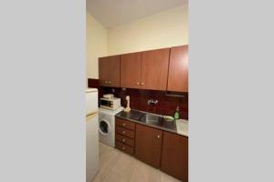 Olive - HappyHostGr - Downtown Apartment