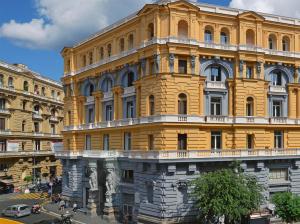 The One Napoli Luxury Apartment