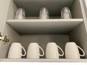 Newpointe Stunning 1-bedroom Serviced Apartment