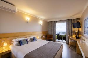 Hotels Hotel Capo Rosso : photos des chambres