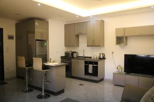 Amazing one Bedroom Apartment in Amman Elwebdah 8