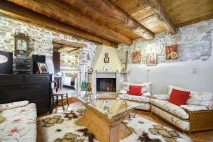 Traditional Cretan Stone House in the Center of Crete - Kastamonítsa