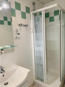 Hotels Hotel Trianon Tours : photos des chambres