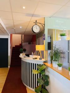 Hotels Hotel Trianon Tours : photos des chambres