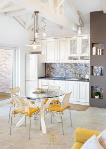 Vista Villas - Glory Nights Apartment Villa N