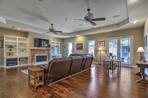 Spacious Elko Home - 6 Mi to Georgia Fairgrounds!