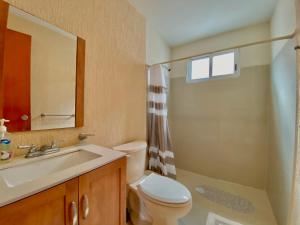 Apartamento cálido y moderno en la entrada de la zona hotelera