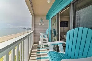 Updated Front Beach Condo with Resort Amenities! - Sinton