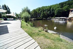 Hotels Hotel Du Lac : photos des chambres