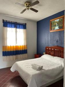 Casa Refugio Budget House 8 Rooms & 9 Bathrooms