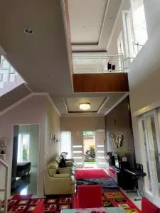 Villa keluarga Pandansari - 谏义里