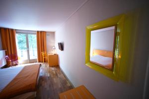 Hotels Hotel Du Lac : photos des chambres
