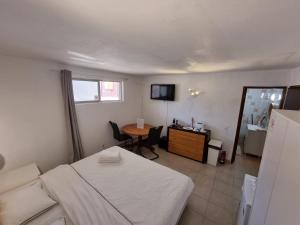 AAA APARTAMENTS T0 Piscina Marina