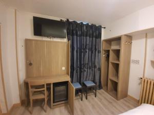 Hotels HOTEL SAVOY : photos des chambres