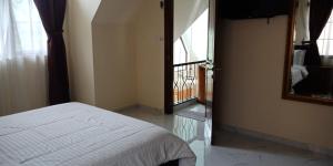 Vila Dalia Puncak Nb3-8