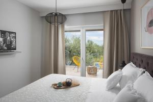 Villa Stanzietta Novigrad for 10 at Olive orchard