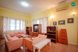 300m from beach - Luxury Mediterranean Holiday House - Pets Welcome