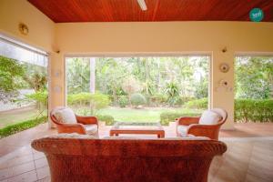 300m from beach - Luxury Mediterranean Holiday House - Pets Welcome