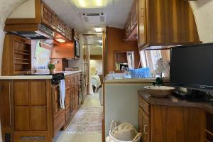 Beautiful Airstream, Beaufort SC-Enjoy the Journey