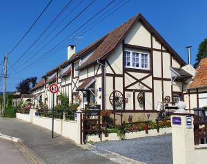 Maisons d'hotes Le Vieux Logis : photos des chambres