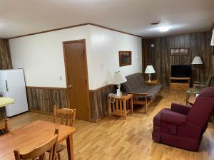 PINE VALLEY MOTEL