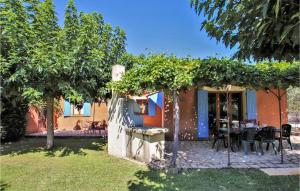 Cozy Home In Carpentras