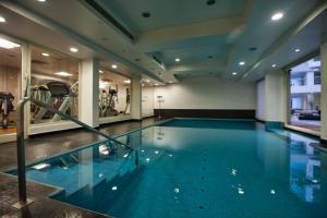 Avalon Courtyard Residence Suites