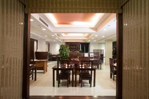 Avalon Courtyard Residence Suites