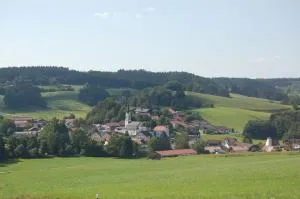 Ferienwohnung am Wirtsgarten - Thanham