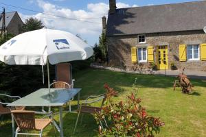 Appartements Chaulieu Cottage near Sourdeval 50150 Normandie : photos des chambres