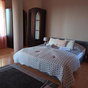 Peppy Apartment & Pool