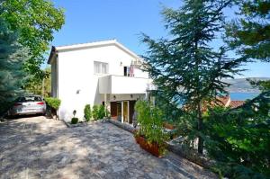 Apartments by the sea Okrug Donji, Ciovo - 12502