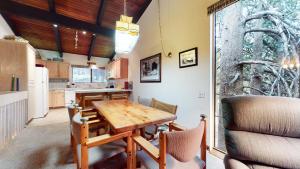 Mammoth West #101 Condo