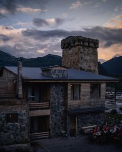 Hotel Old House Mestia