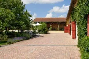 Mountoussin · Ferme de charme vue pyrénées avec piscine - Le Fousseret