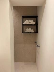 3 Room Luxury Design Apartment with Airconditioning, Close to Gent St-Pieters Station