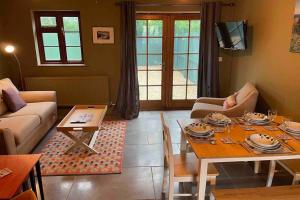 Cottage With Hot Tub in Pembrokeshire