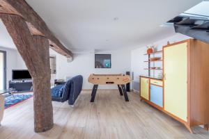Maisons de vacances Maison pour 6 - Jardin - 950m de la plage : photos des chambres
