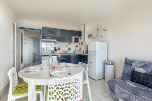 À 200m de la plage, vue mer pour 4