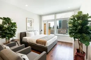 Kislak 604 1BR Penthouse with Stunning Rooftop Terrace - Kearny