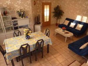 Extremely spacious residence nearby tourist cities