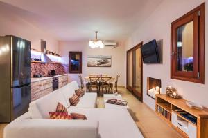 2 Bed House - Sleeps 5 - Pets - Wifi