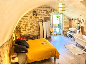 B&B / Chambres d'hotes Les Volets Rouges : photos des chambres