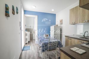 Tutti ccà Airport Rooms