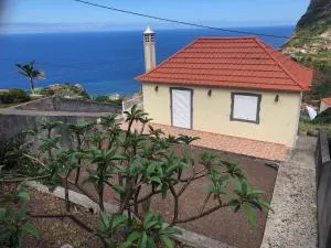 Panoramic Ocean View House - Faial