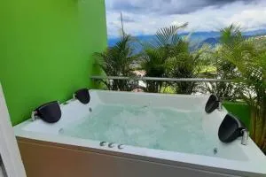 Penthouse SPA Jacuzzi y Sauna Privado - 拉米萨