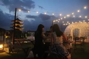 THE NEXT DOOR Dormitory & Private Hostel - Nose