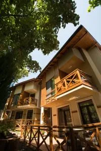 Holiday Village Lozenets - 洛泽内茨