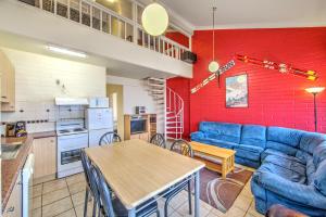 Snow Ski Apartments 14