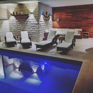 Polly Apartments with swimming pool 